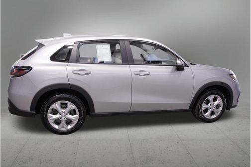 Lunar Silver Metallic 2025 Honda HR-V LX
