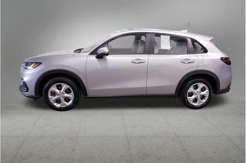 Lunar Silver Metallic 2025 Honda HR-V LX