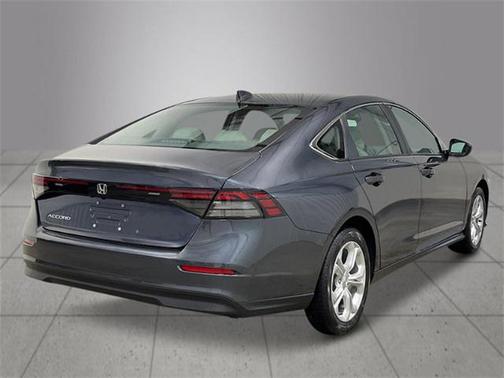 2025 Honda Accord LX 1.5T