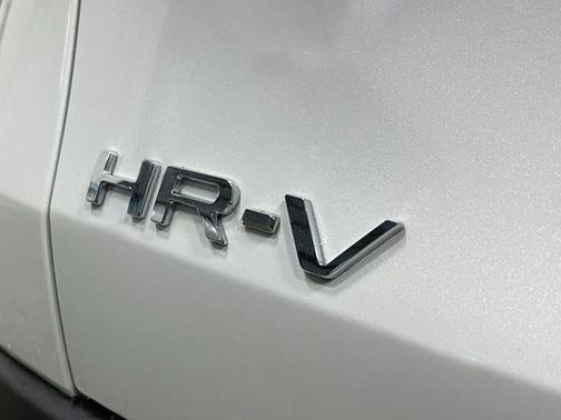 White 2026 Honda HR-V LX