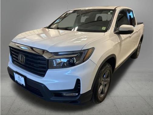 Crystal Black Pearl 2023 Honda Ridgeline RTL