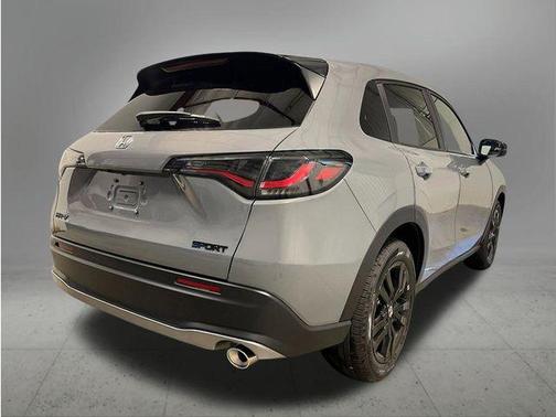 Urban Gray Pearl 2027 Honda HR-V Sport