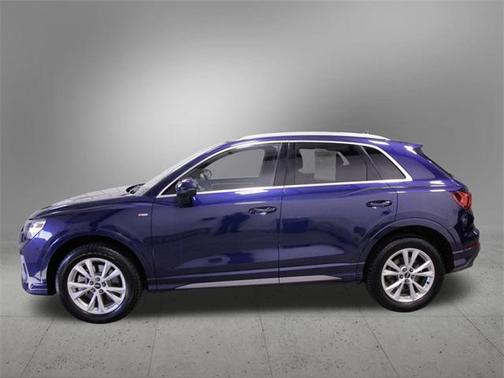 2025 Audi Q3 Premium 45 TFSI S line quattro Tiptronic