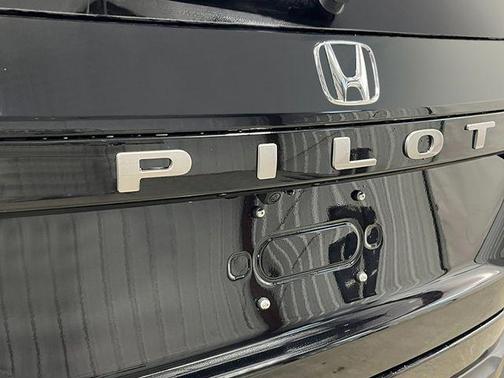 Black 2026 Honda Pilot EX-L