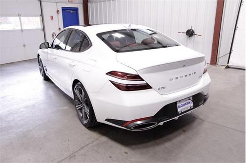 2025 Genesis G70 2.5T AWD