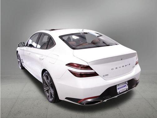 2025 Genesis G70 2.5T AWD