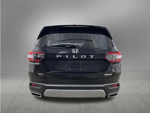 Black 2026 Honda Pilot Touring 8-Passenger