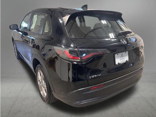 Crystal Black Pearl 2023 Honda HR-V LX