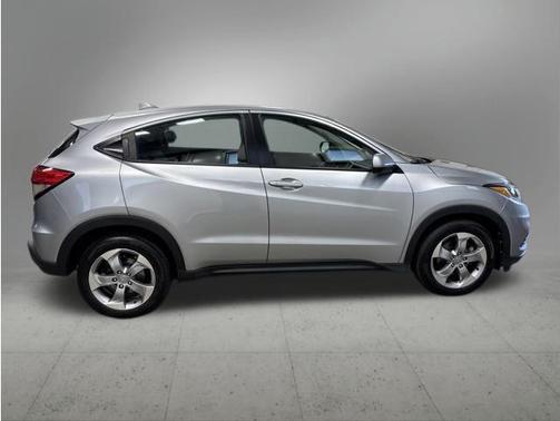 Lunar Silver Metallic 2021 Honda HR-V LX