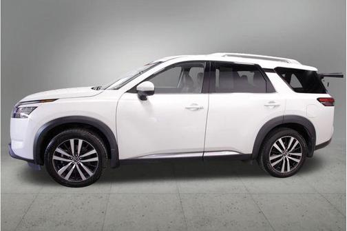 2023 Nissan Pathfinder Platinum 4WD
