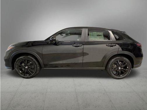 Crystal Black Pearl 2027 Honda HR-V Sport