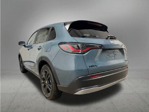 Nordic Forest Pearl 2027 Honda HR-V Sport AWD