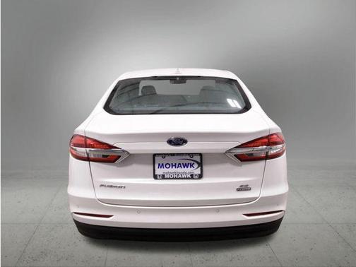 2020 Ford Fusion Hybrid SE