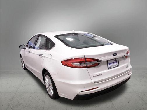 2020 Ford Fusion Hybrid SE