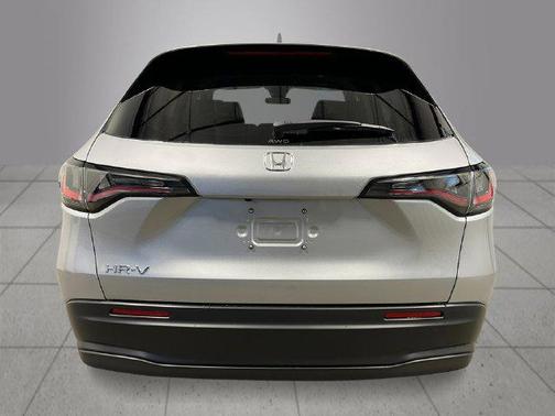 Solar Silver Metallic 2027 Honda HR-V LX
