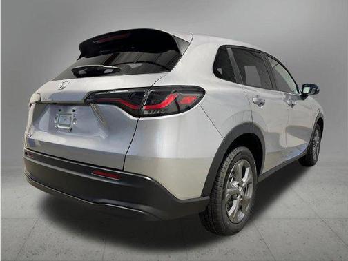 Solar Silver Metallic 2027 Honda HR-V LX