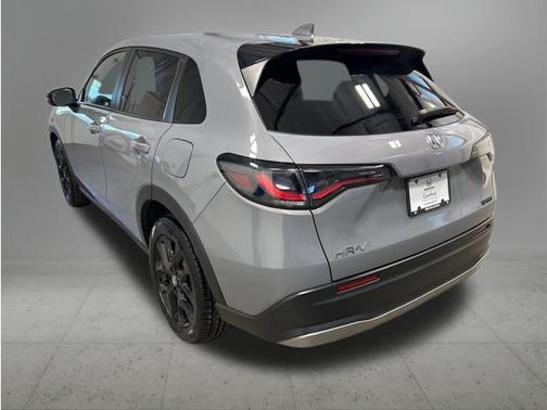 Urban Gray Pearl 2024 Honda HR-V AWD Sport