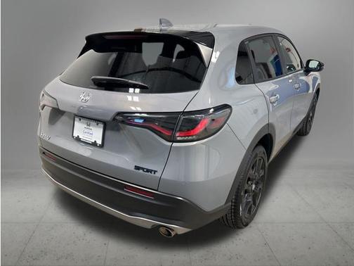 Urban Gray Pearl 2024 Honda HR-V AWD Sport