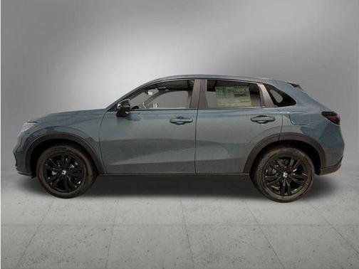 Nordic Forest Pearl 2027 Honda HR-V Sport