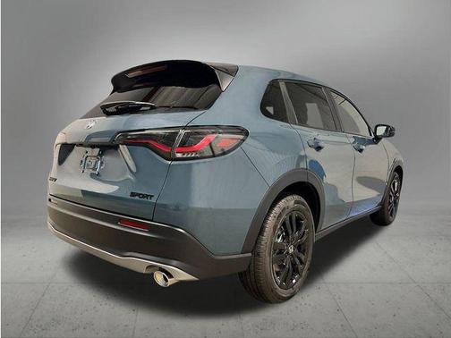 Nordic Forest Pearl 2027 Honda HR-V Sport