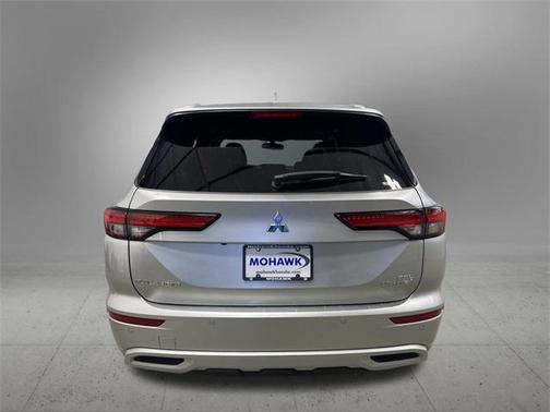 2024 Mitsubishi Outlander PHEV SEL