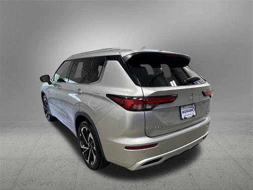 2024 Mitsubishi Outlander PHEV SEL