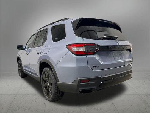 Sonic Gray Pearl 2026 Honda Pilot Black Edition