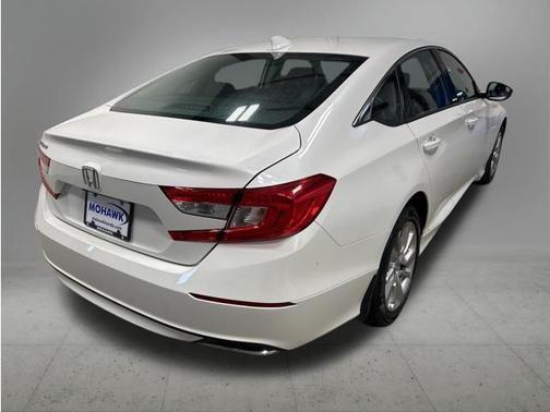 Platinum White Pearl 2019 Honda Accord LX