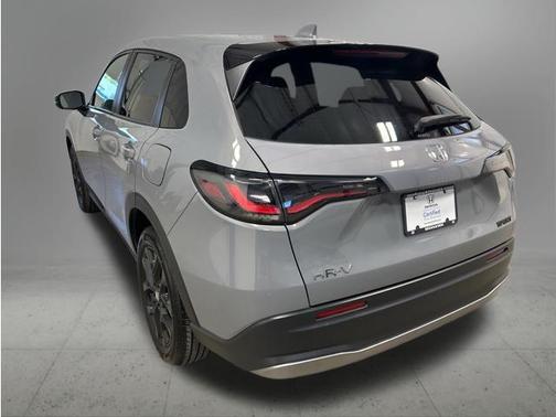 Urban Gray Pearl 2025 Honda HR-V AWD Sport