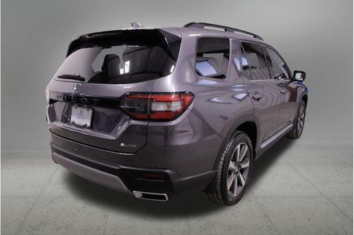 2023 Honda Pilot AWD Elite