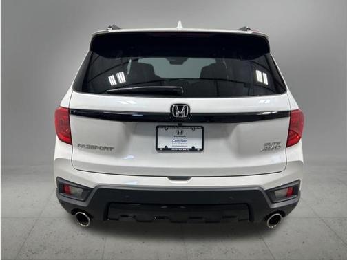 Platinum White Pearl 2022 Honda Passport AWD Elite