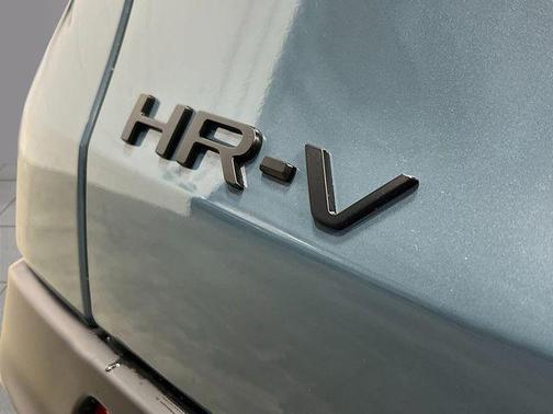 Nordic Forest Pearl 2027 Honda HR-V Sport