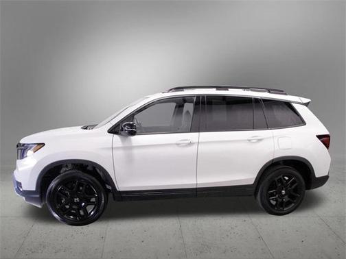 2025 Honda Passport AWD Black