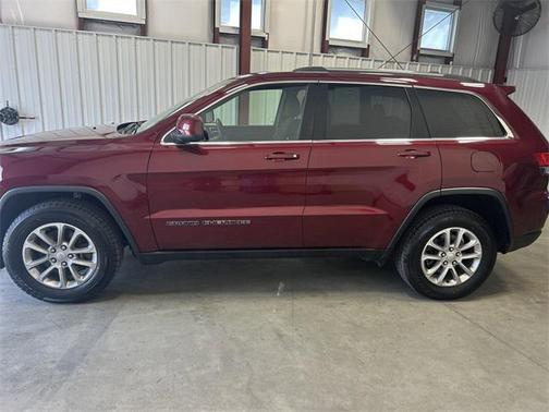 2021 Jeep Grand Cherokee Laredo