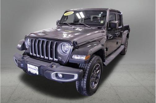 Granite Crystal Metallic Clearcoat 2022 Jeep Gladiator Overland