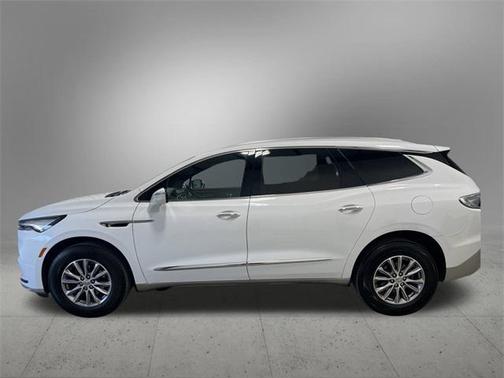 2023 Buick Enclave Essence AWD