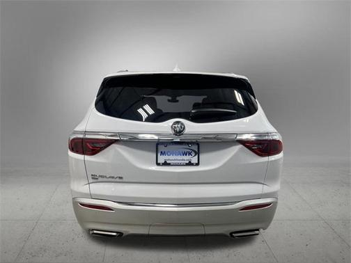 2023 Buick Enclave Essence AWD
