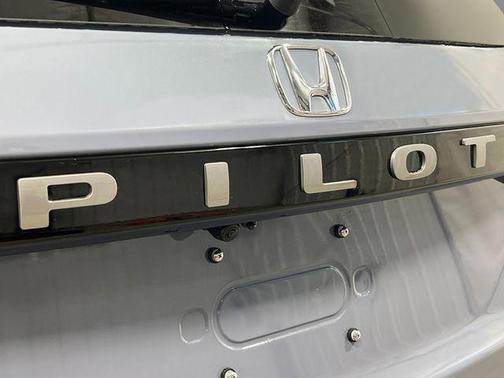 2026 Honda Pilot Touring 8-Passenger