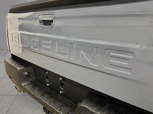 Sonic Gray Pearl 2026 Honda Ridgeline RTL