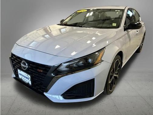 Gray Sky Pearl 2024 Nissan Altima SR Intelligent AWD