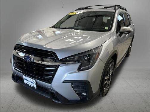 Ice Silver Metallic 2023 Subaru Ascent Limited 7-Passenger
