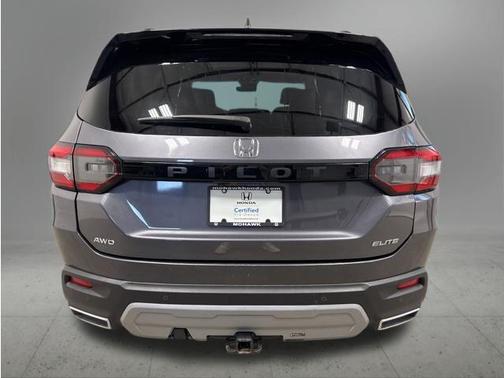Modern Steel Metallic 2023 Honda Pilot AWD Elite