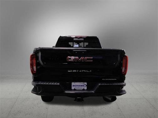 2023 GMC Sierra 2500 Denali