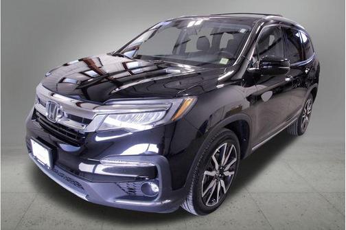 2022 Honda Pilot Touring 8-Passenger