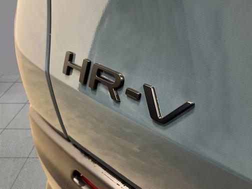 Green 2027 Honda HR-V Sport