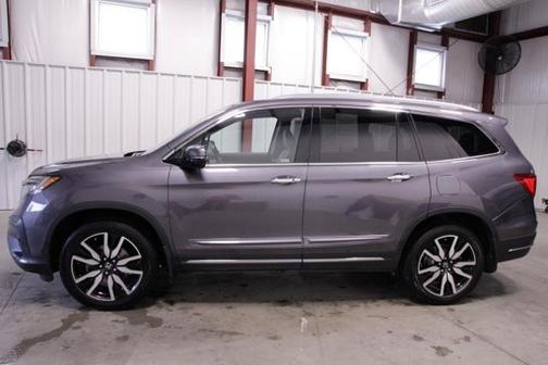 2022 Honda Pilot Touring 8-Passenger