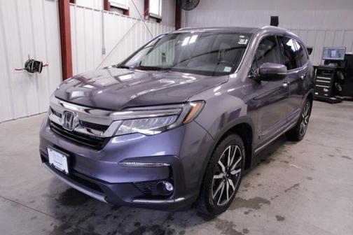 2022 Honda Pilot Touring 8-Passenger