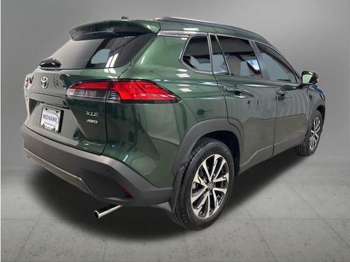 2024 Toyota Corolla Cross XLE