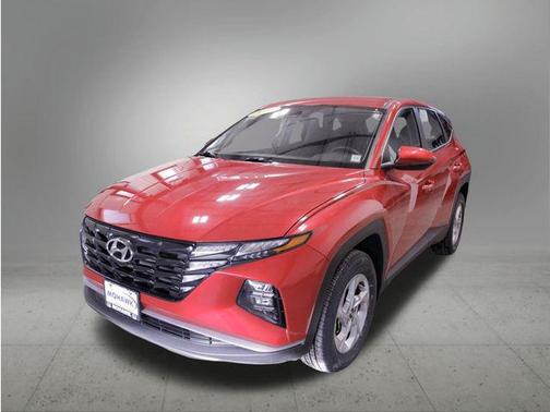 2023 Hyundai TUCSON SE