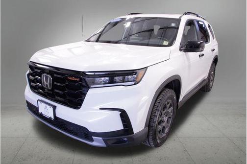 2023 Honda Pilot AWD TrailSport